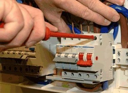 Manutenção de Máquinas Manutenção de Máquinas