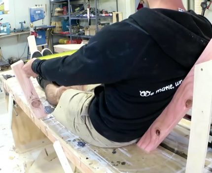Het prototype van het toekomstige bad proberen