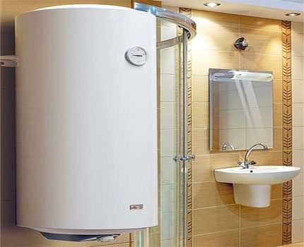 Accumulative domestic water heater Accumulative domestic water heater