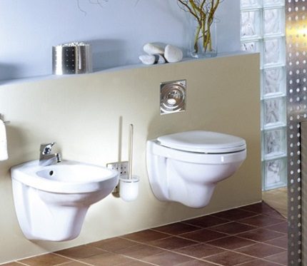 Anti-splash allows you to get rid of splashes when flushing Wall-hung toilet with anti-splash system