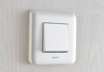 מתג Legrand: מראה מתג האור מתג לגראנד