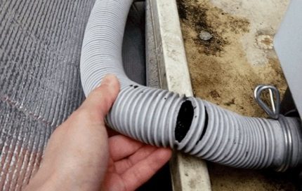 Remplacement du tuyau de vidange de la machine à laver Remplacement du tuyau de vidange de la machine à laver