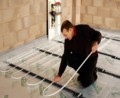 Indoor often use several options for laying pipes Pipe laying with a snake