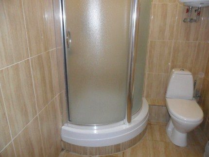 Radius glass booth Radius glass booth
