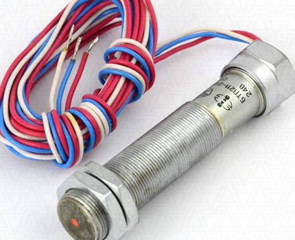 Marking of contactless devices for turning on / off the light Marking on the instrument body