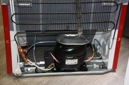 Le cœur du réfrigérateur est un moteur-compresseur Le cœur du réfrigérateur est un moteur-compresseur