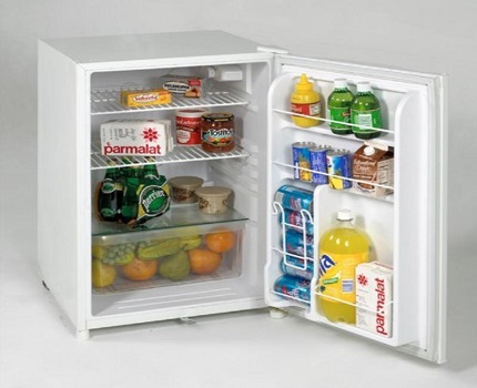 Kunststoffgeräte haben das geringste Gewicht Mini Kühlschrank Kunststoff