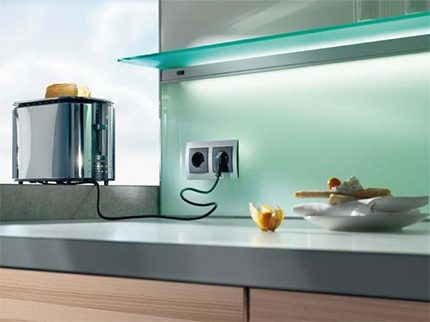 Matériel électrique dans la cuisine Prises dans la cuisine