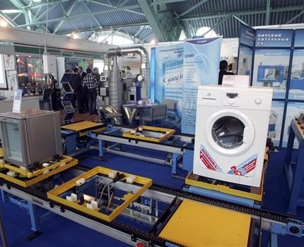 A qualidade da tecnologia é fornecida pelas últimas linhas de produção Produção de Máquinas Atlant