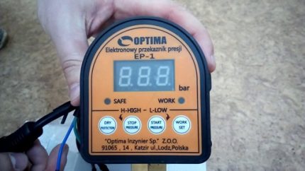 Lumipat ang presyon ng electronic