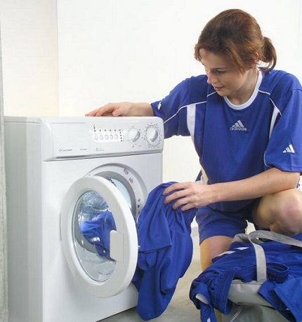 Mini versija veļas mašīnai no Zanussi Kompakts mazgātājs