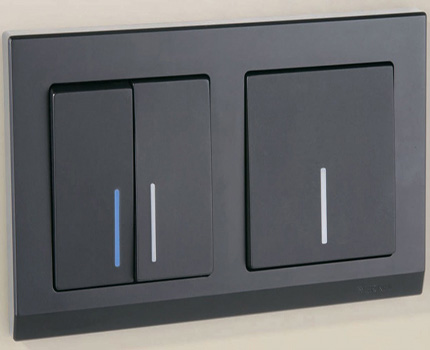 LED-afbrydergruppe En og to-bands switch med baggrundsbelysning