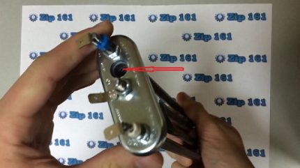 Temperatūras sensoru no vecā TEN var ievietot jaunā caurumā TEN ar temperatūras sensora atveri