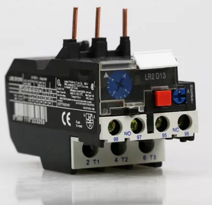 It is important to set the current and external temperature settings correctly. Relay element