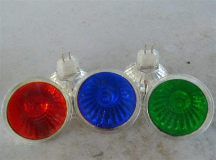 Maraming mga kulay na lampara ng halogen