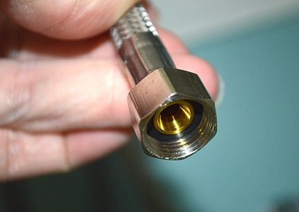 Flexibele eyeliner voor kraan