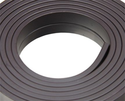 Tape to limit the operation of the robot vacuum cleaner Magnetic tape for a robot vacuum cleaner