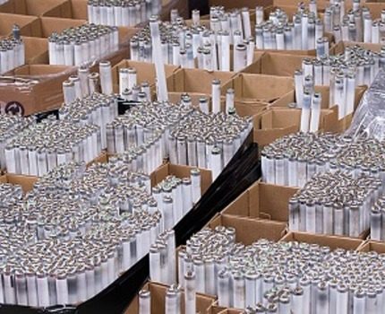 Les illuminants contenant du mercure doivent être éliminés. Tubes fluorescents