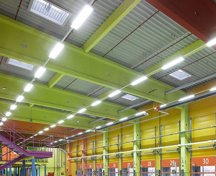 Ang paggamit ng mga produktong ilaw sa tatak sa mga pang-industriya na halaman Pang-industriya na Downlight ng Pang-industriya