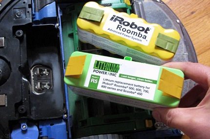 Untuk simpanan jangka panjang, bateri mesti dikeluarkan Bateri IRobot Roomba 616