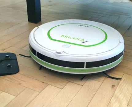 Model dengan berus sisi lebih berfungsi Berus Vakum Robot