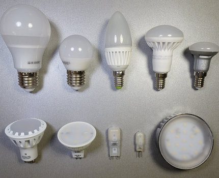 Different types of base for LED bulbs LED lamp
