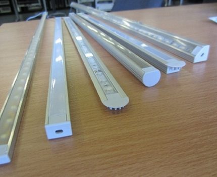 LED strips for the kitchen and cabinet lighting LED Linear Lights
