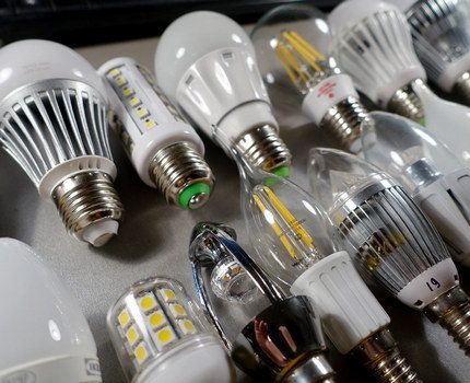 Buy should be light bulbs from trusted companies LED lamps with different sockets