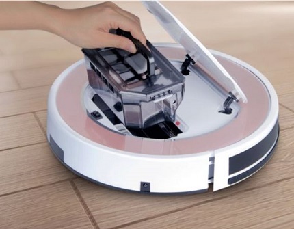 Dust container inside the robot vacuum cleaner Dust container