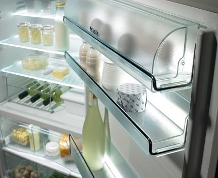 You can replace the lamp yourself Refrigerator door