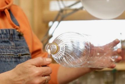 Le capuchon restant dans la cartouche est facile à retirer Retirer le capuchon avec une bouteille