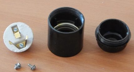 Paano i-disassemble ang isang kartutso para sa isang maginoo maliwanag na maliwanag na maliwanag na lampara Pagkansela ng cartridge
