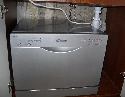 Συσκευή για εγκατάσταση κάτω από το νεροχύτη Συσκευή για εγκατάσταση κάτω από το νεροχύτη