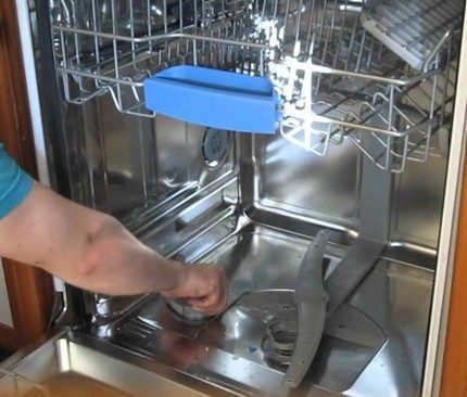 It is enough to wash filters once a month Machine cleaning process