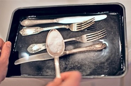 Сребърни лъжици, ножове и вилици Сребърни лъжици, ножове и вилици
