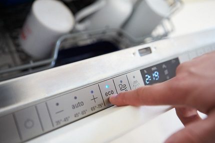 Μια ευρεία επιλογή συνθηκών θερμοκρασίας στο πλυντήριο πιάτων Θερμοκρασία πλυντηρίου πιάτων
