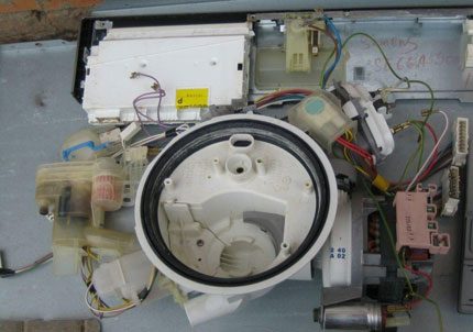 Sensor yang dibongkar dan bahagian lain mesin basuh pinggan mangkuk Suis tekanan dan kuali dibongkar