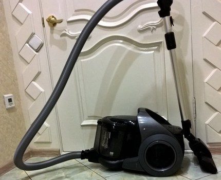 Jenis mendatar pembersih vakum Pembersih vakum hitam Samsung