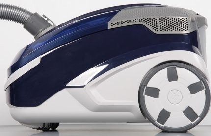 نوعان من العجلات لنموذج مكنسة كهربائية العجلات الخلفية والأمامية لـ Twin XT