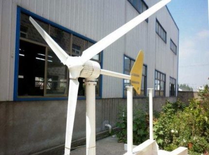 Chinese-made household wind generator Windmill Altek