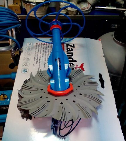 Optie voor halfautomatische uitrusting Halfautomatische stofzuiger voor het zwembad