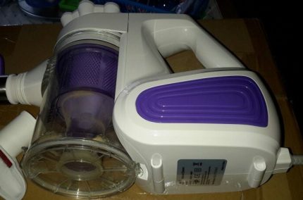 Dust container