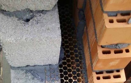 Méthode bien utilisant une grille Méthode d'isolation du puits