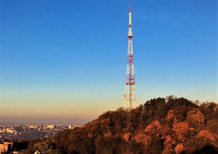 You should see a TV tower when creating an antenna Television tower in sight