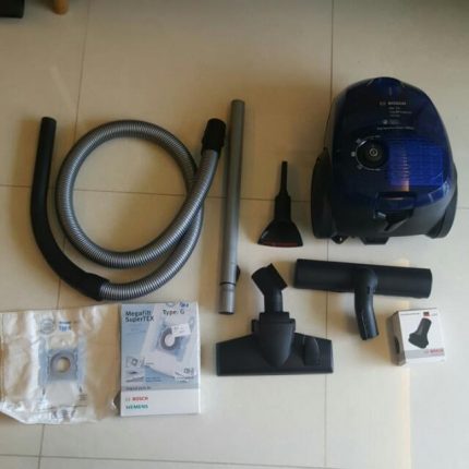 Basic equipment Replaceable cleaning brushes