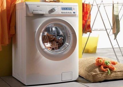 Front-loading washing machine Front-loading washing machine