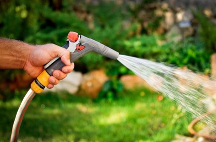 Όπλο με δυνατότητα αλλαγής τρόπων ποτίσματος Όπλο νερού