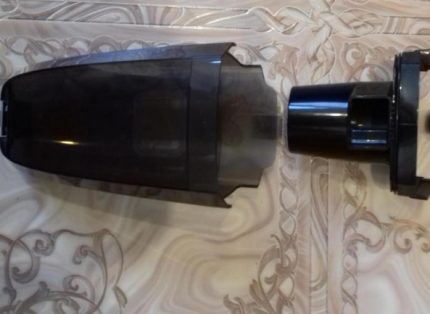 Pengumpul habuk pembersih vakum Polaris menegak
