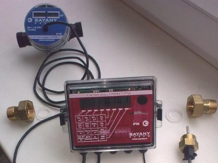 Water meter with temperature sensor Counter with temperature sensor
