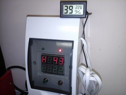 Hygrometer with temperature sensor Hygrometer with temperature sensor